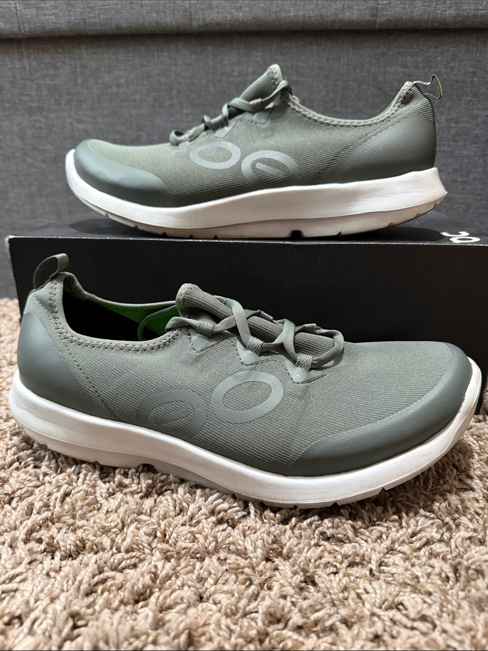 OOFOS Olive Green oomg sport shoes